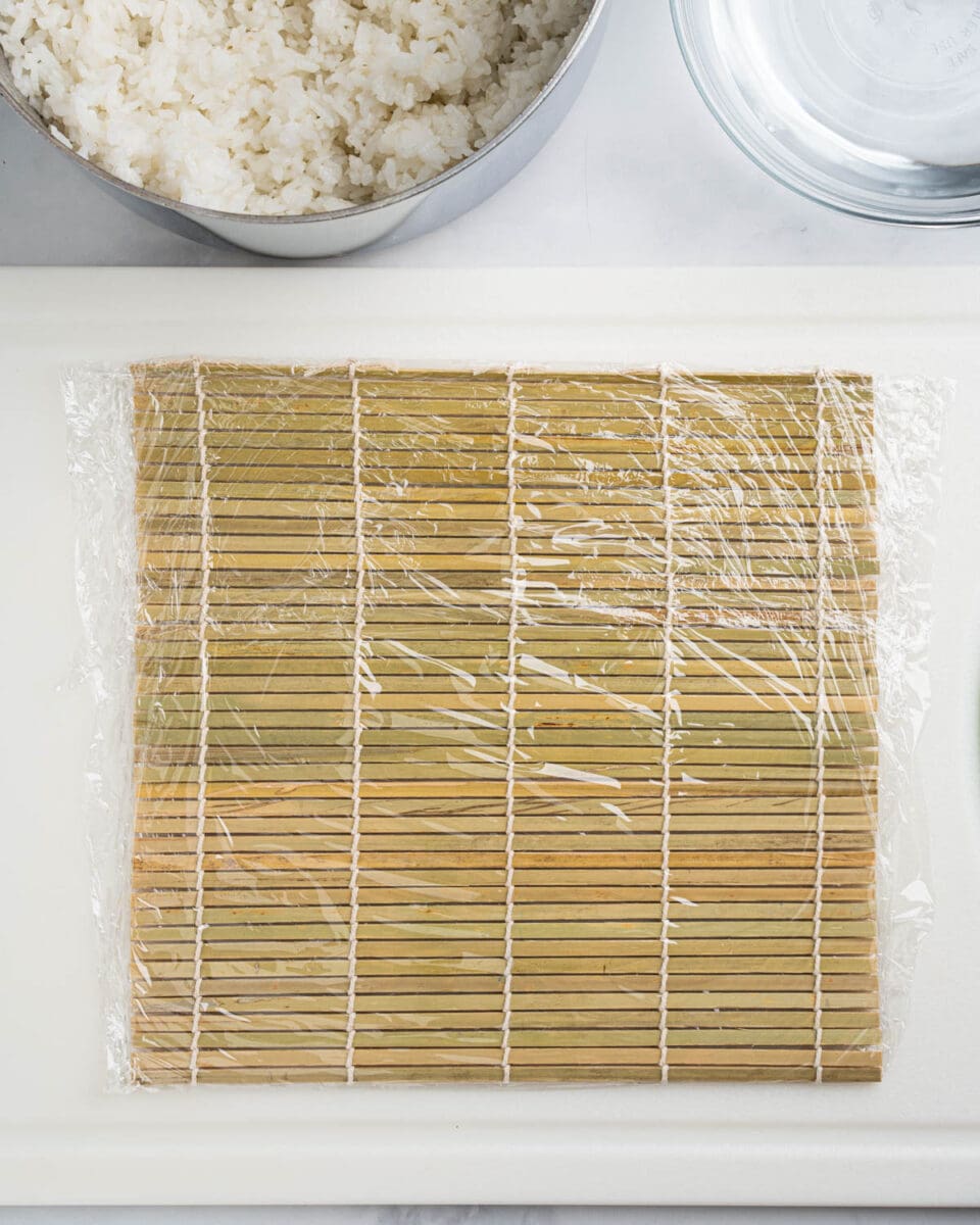 Bamboo Sushi Rolling Mat: Sushi Plates